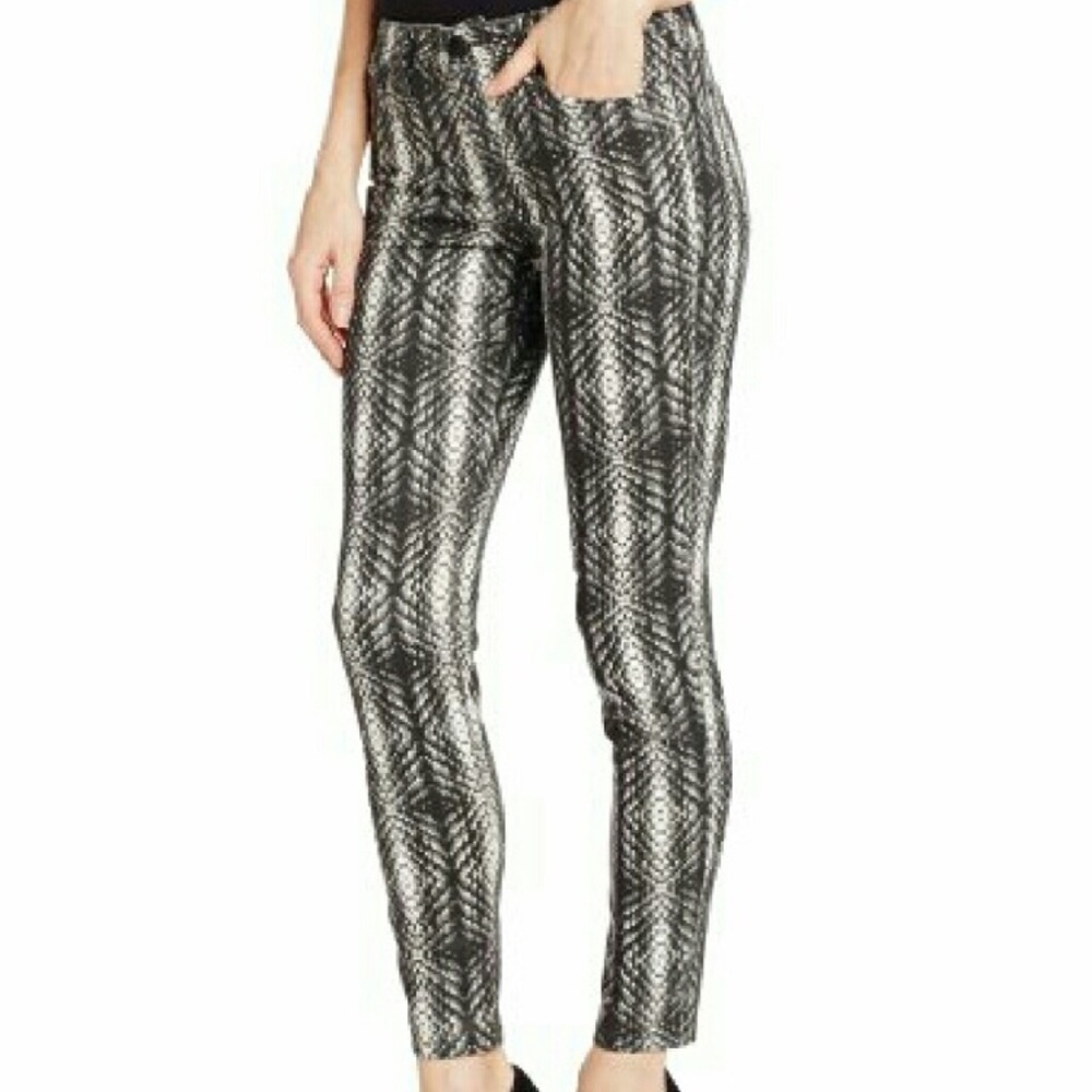 New Joe's Chic Skinny Snakeskin Jeans Size 30